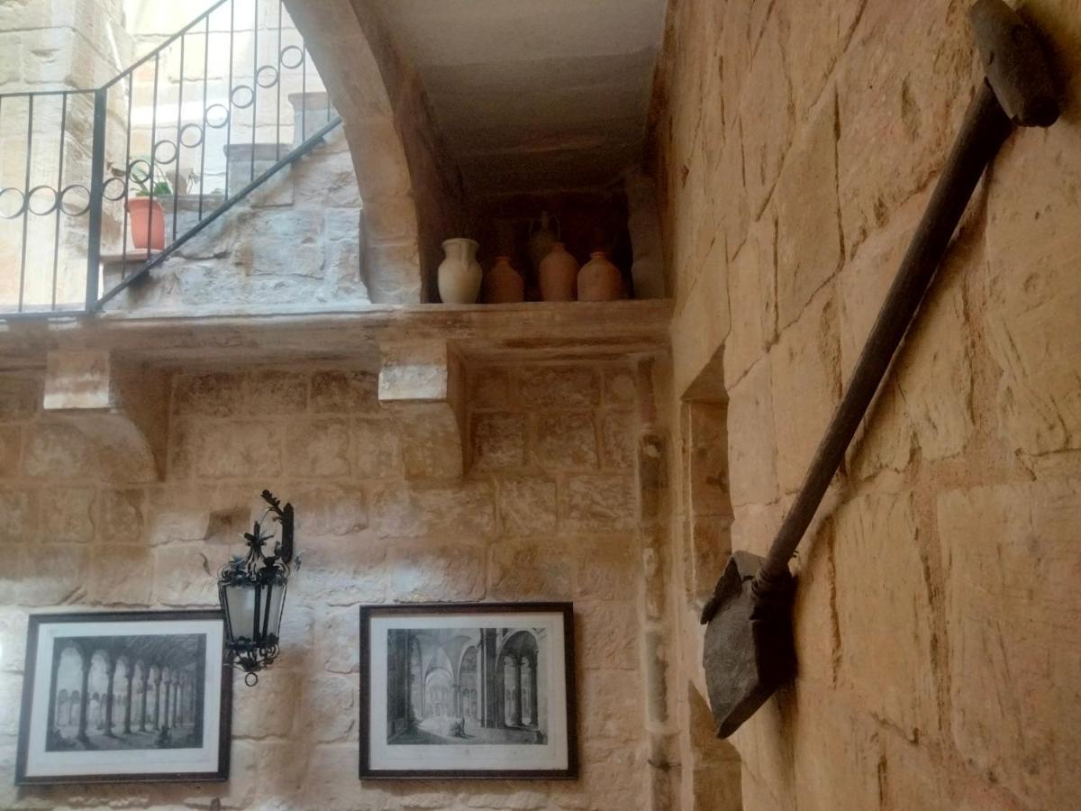 Charming 17th Cent House Of Character In The Famous 3 Cities, Right Next To Valletta