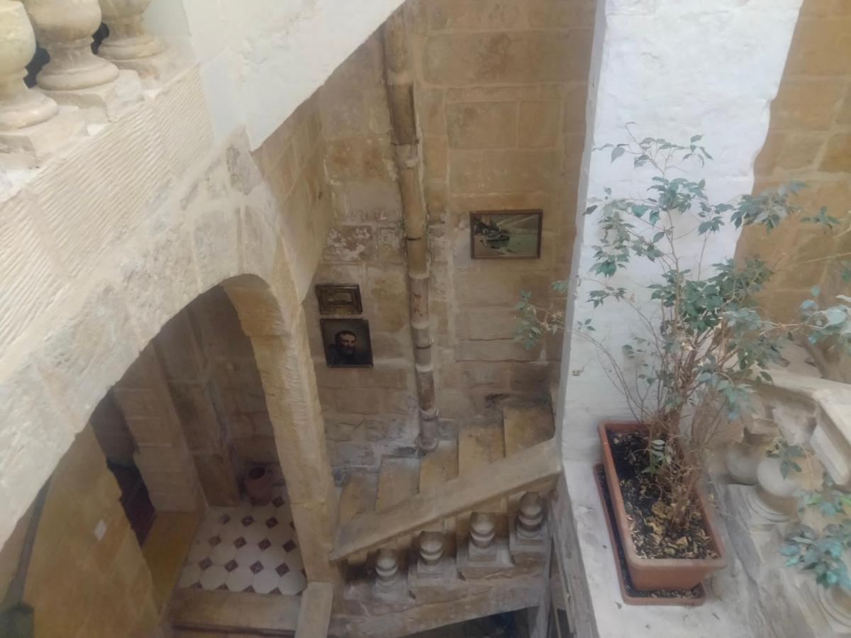 Charming 17th Cent House Of Character In The Famous 3 Cities, Right Next To Valletta