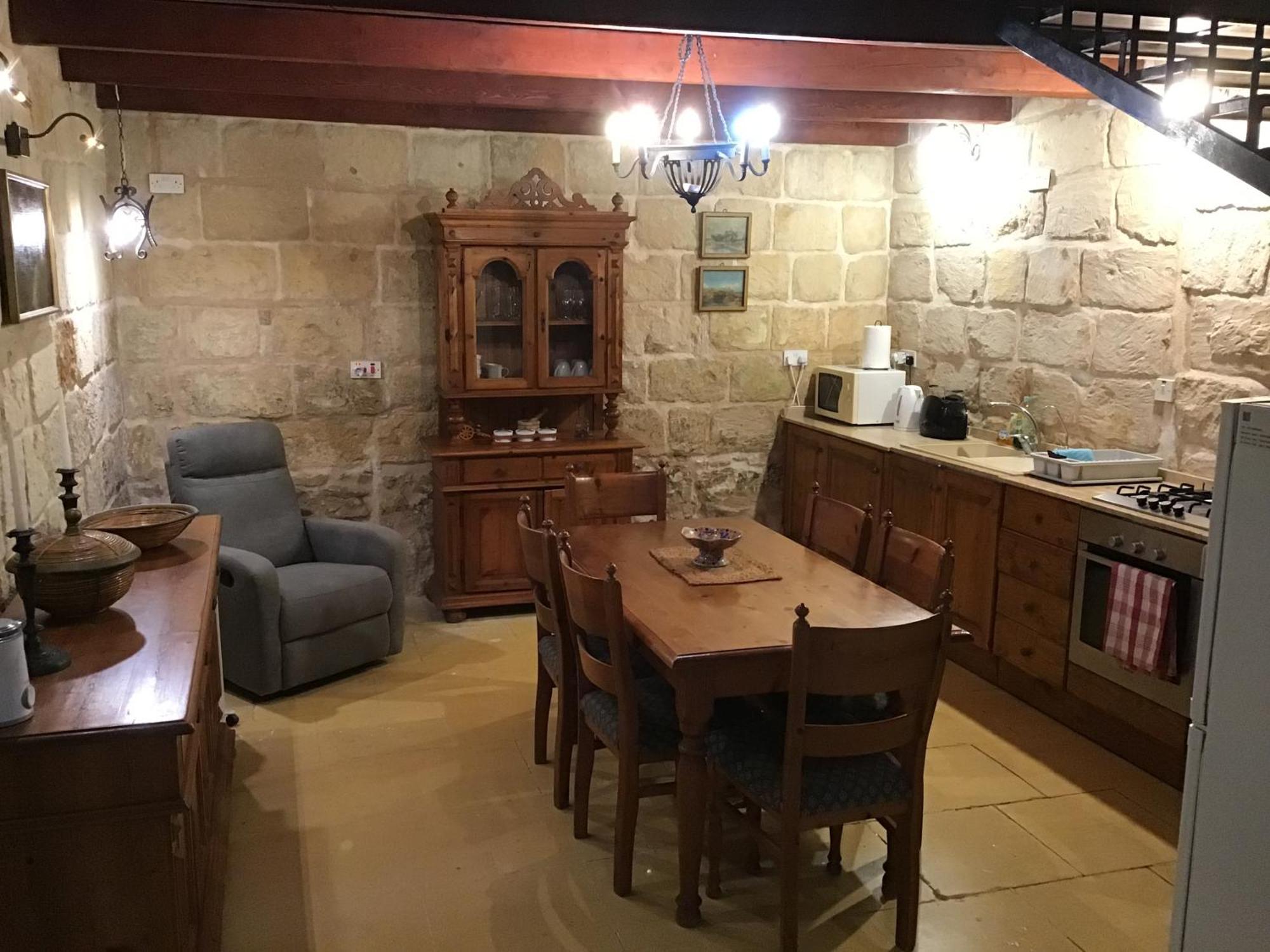 Charming 17th Cent House Of Character In The Famous 3 Cities, Right Next To Valletta Дом отдыха